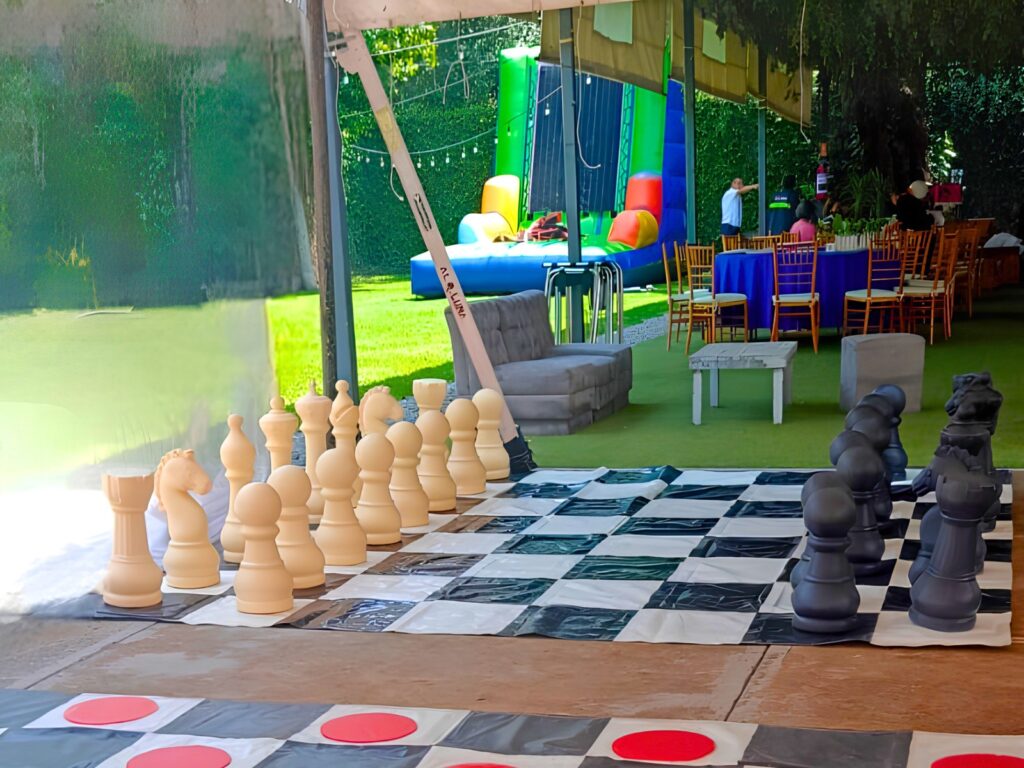 Ajedrez Gigante — renta de inflables en CDMX (foto 3)